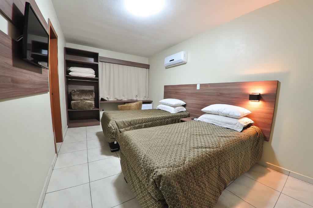 Valler Montanha Hotel Лажеаду Номер фото