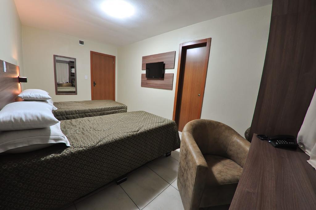 Valler Montanha Hotel Лажеаду Номер фото